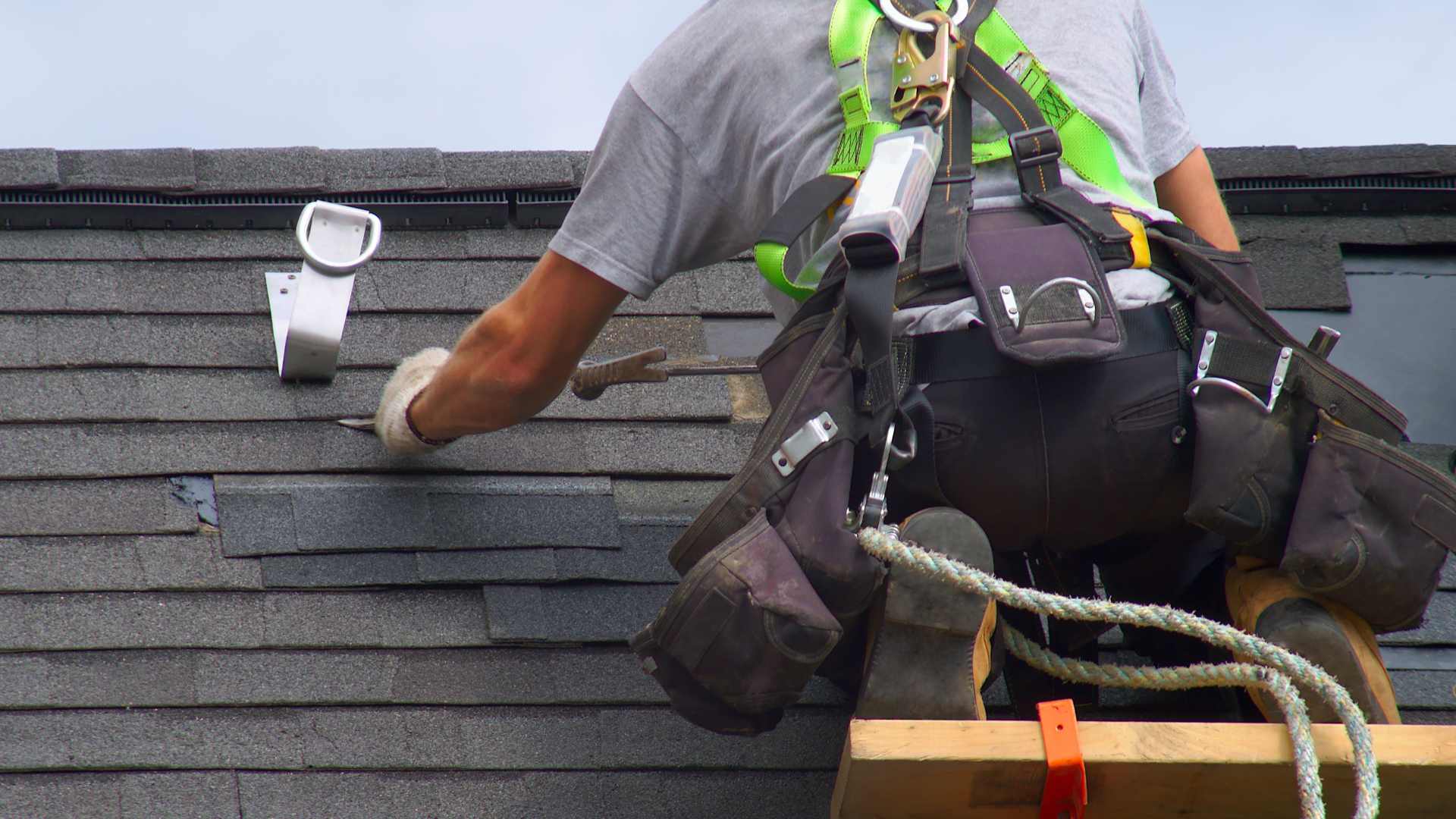 Roofing in Alton, IL